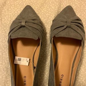 NWT 11 Wide Gray Suede Loafers
